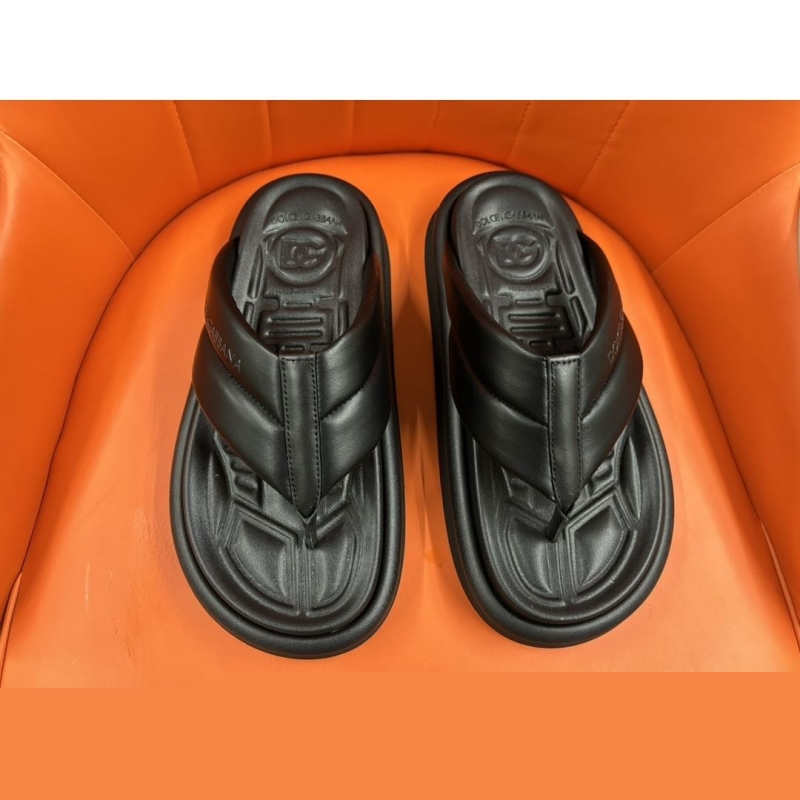 ch**an D*or slippers
